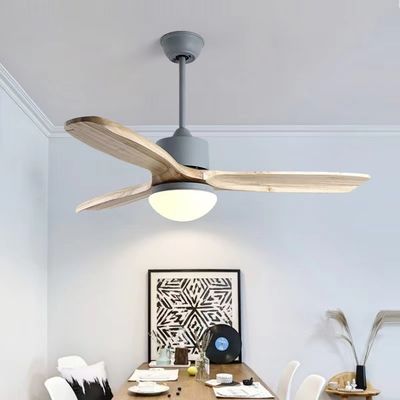 52 ইঞ্চি LED 3 ব্লেড কাঠের সিলিং ফ্যান ডিসি মোটর হালকা কাঠের সিলিং ফ্যান